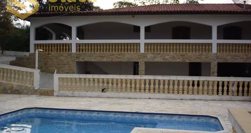 CHÁCARA À VENDA COM SEDE E CASA PARA CASEIRO NO BAIRRO IVOTURUCAIA - JUNDIAÍ/SP.