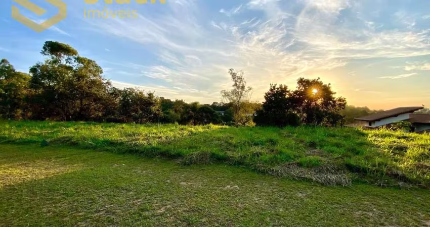 TERRENO A VENDA EM JUNDIAÍ NO CONDOMÍNIO ALTO PADRÃO PARQUE DOS MANACÁS NA REGIÃO DO BAIRRO CAXAMBU.