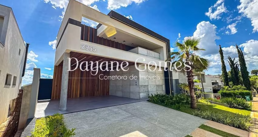Casa á venda em condomínio Vila Paradiso