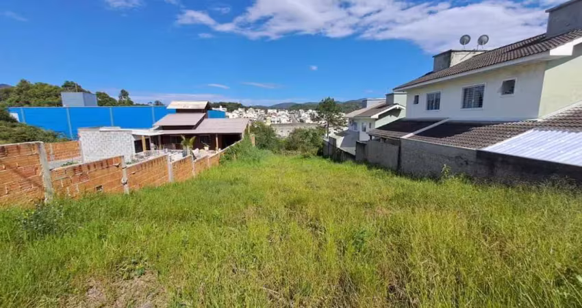 Terreno à venda na Rua Doutor Jayme Antunes Maciel, 56, Forquilhas, São José
