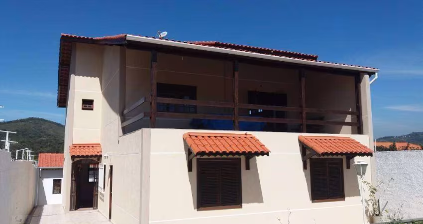 Casa com 3 dormitórios à venda, 297 m² por R$ 850.000,00 - Interlagos Village - Mairiporã/SP