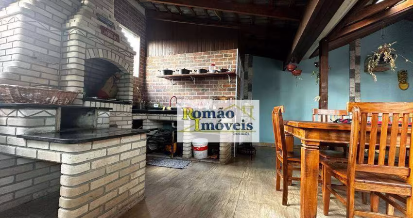 Casa Espaçosa de 3 Quartos com Suíte e Varanda no Bairro Parque Lagoa do Barreiro, Mairiporã/SP