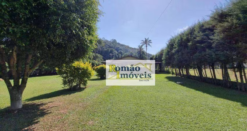Chácara com 3 dormitórios à venda, 2520 m² por R$ 600.000,00 - Mato Dentro - Mairiporã/SP