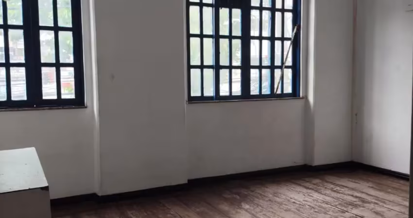 Casa comercial à venda na Rua São Raimundo, Politeama, Salvador