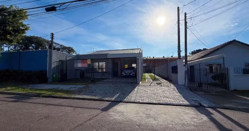 Casa a venda em condomínio no fanny com 3 quartos sendo um suíte
