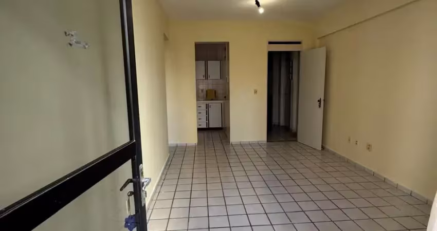 Excelente apartamento de 03 quartos, sendo 02 suítes, 01 vaga de garagem