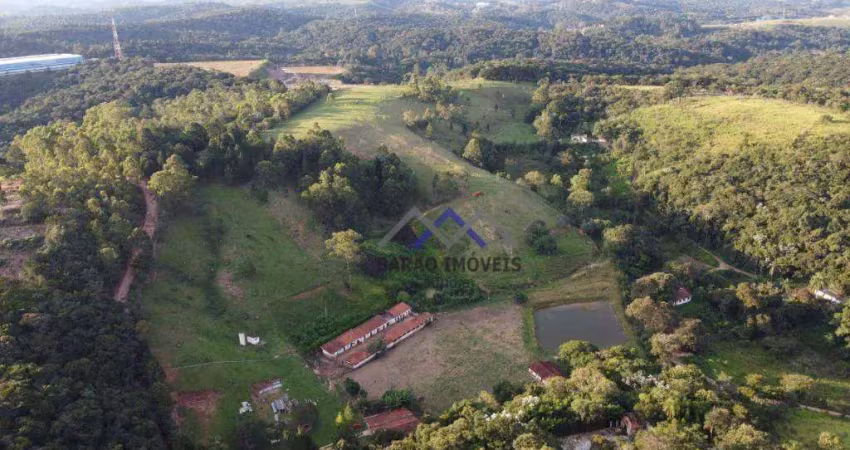 Sítio com 3 dormitórios à venda, 112650 m² por R$ 4.800.000,00 - Soares - Jarinu/SP