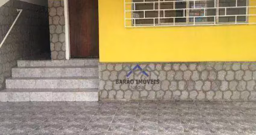 CASA TÉRREA À VENDA/ ÓTIMA LOCALIZAÇÃO  - OPORTUNIDADE