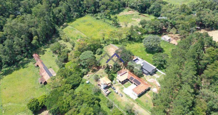 Chácara com 8 dormitórios à venda, 10000 m² por R$ 1.670.000,00 - Santa Clara - Jundiaí/SP