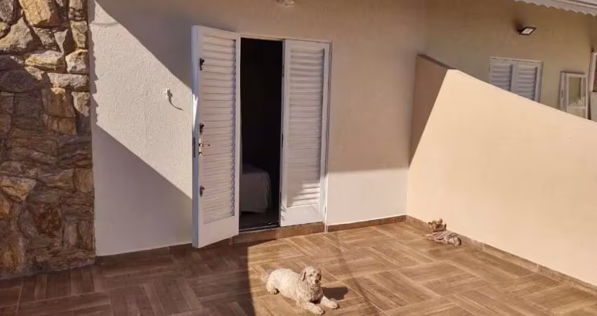 Sobrado à venda, 145 m² por R$ 692.000,00 - Cidade Luiza - Jundiaí/SP