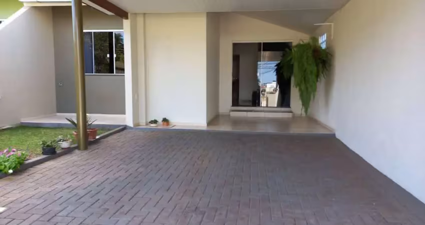 Casa com 3 quartos à venda na Rua Ernandes de Oliveira, 118, Pioneiros Catarinenses, Cascavel