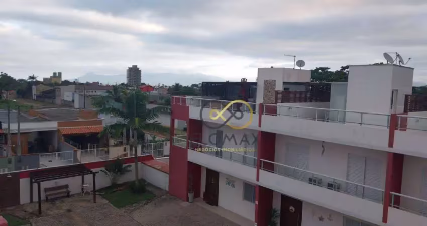 Apartamento Triplex com 2 dormitórios à venda, 120 m² por R$ 600.000,00 - Massaguaçu - Caraguatatuba/SP