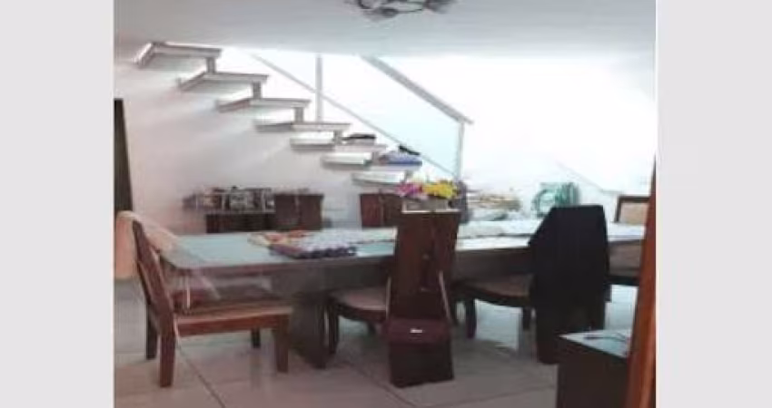 Casa com 5 dormitórios à venda, 183 m² por R$ 905.000,00 - Vila Galvão - Guarulhos/SP