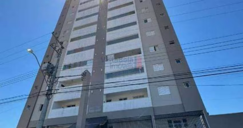 Apartamento mobiliado à venda no Edifício Solar Independência em Taubaté