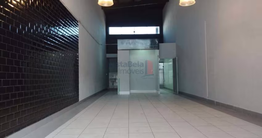 Imóvel comercial na Vila São Geraldo com ótima localização grande salão com pé direito duplo, 2 banheiros e recuo para estaciionamento