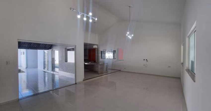 Casa em Condomínio para aluguel, 3 quartos, 1 suíte, 4 vagas, Condominio Residencial Real Ville - Pindamonhangaba/SP