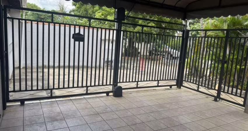 Casa Reformada a Venda na Esplanada Independência