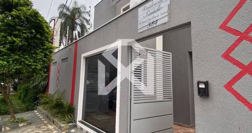Apartamento à venda com 33m2, 2 dormitórios, prox a Av. Tranquedo Neves, SEM VAGA,  Vila Vera, SP
