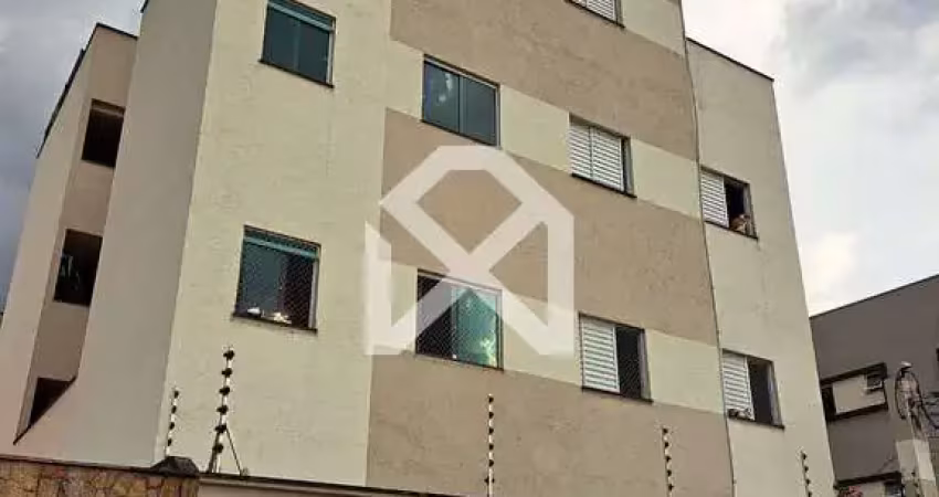 Apartamento à venda de 52m com 2 dormitórios;1 suíte; quintal; planejados na cozinha;sem vaga; jd.
