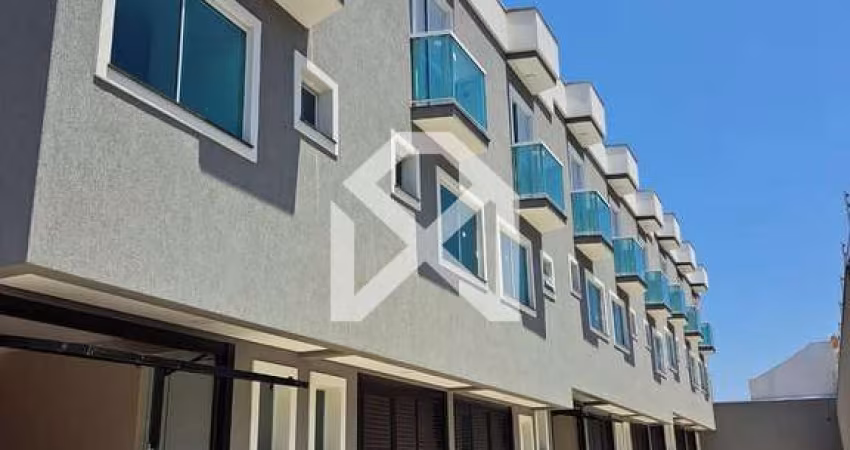 Sobrado à venda com 90m, 2 dorm, 2 vagas privativas e churrasqueira, Penha SP
