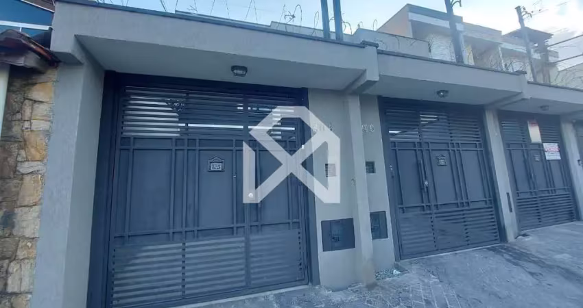Sobrado à venda com 140m2, 3 dormitórios; 3 suítes, 2 vagas; artur alvim, são paulo, sp