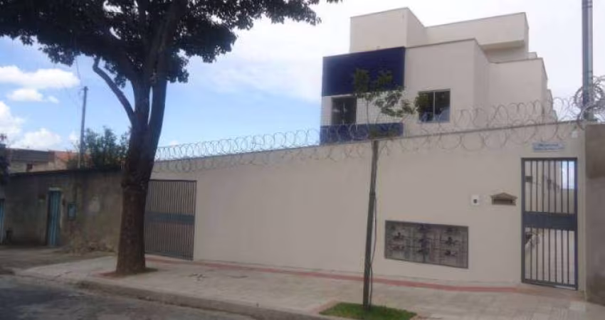 ÁREA PRIVATIVA DE DOIS QUARTOS NO BAIRRO CANDELÁRIA