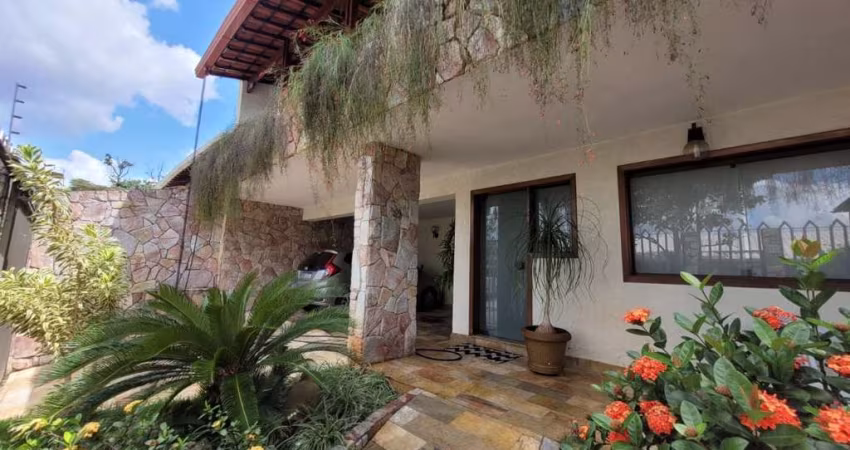 CASA ALTO PADRÃO NO SÃO JOÃO BATISTA