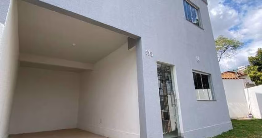 CASA GEMINADA NA MELHOR LOCALIZAÇÃO DO SÃO JOÃO BATISTA