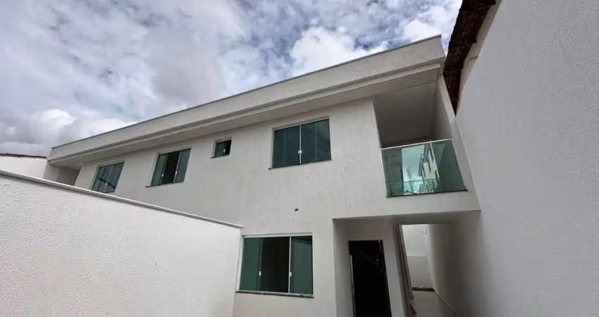 Casa de três quartos no Bairro Planalto