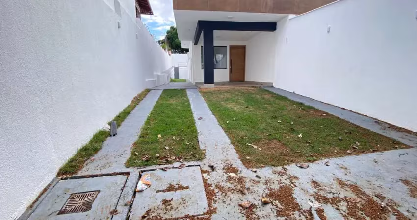 Casa plana de alto padrão de três quartos no bairro parque copacabana