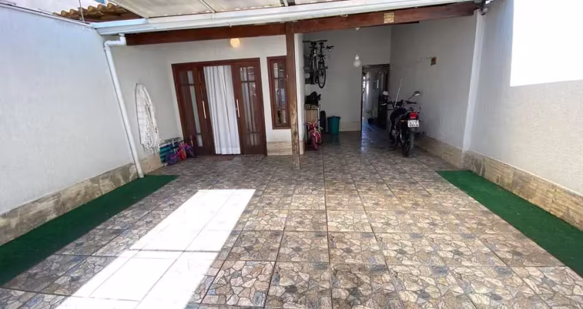 Casa geminada de 04 quartos no bairro jardim atlântico