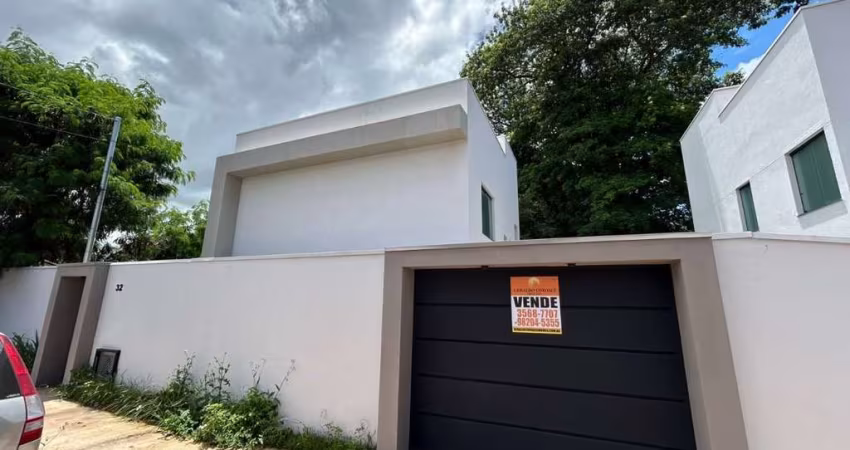 CASA DE ALTO PADRÃO COM 04 QUARTOS NO CONJUNTO OVÍDIO GUERRA