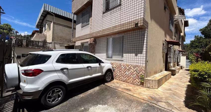 COBERTURA DE TRÊS QUARTOS NO BAIRRO SANTA MÔNICA