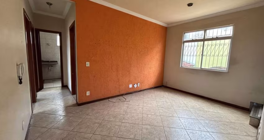 COBERTURA DE TRÊS QUARTOS NO BAIRRO SANTA MÔNICA