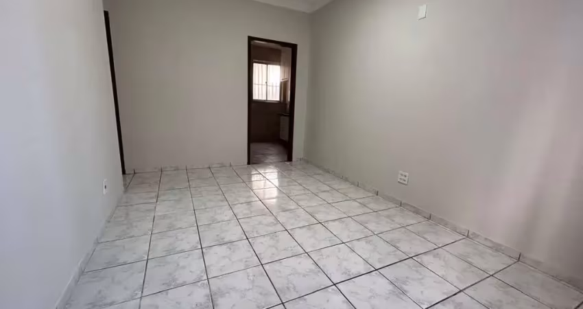 Área privativa de três quartos no bairro santa amélia