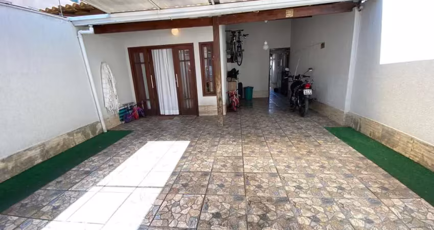 Casa geminada de 04 quartos no bairro jardim atlântico