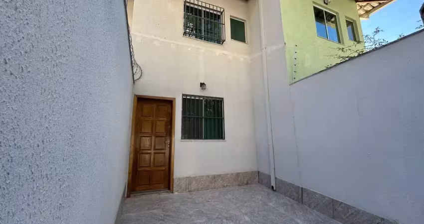 Casa com 2 quartos à venda na Santa Amélia, Belo Horizonte 