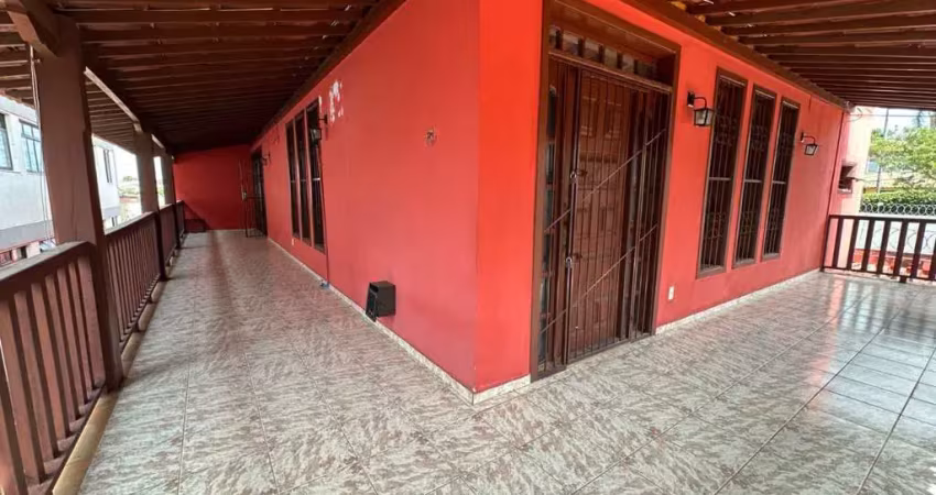 Casa com 5 quartos para alugar na Santa Amélia, Belo Horizonte 