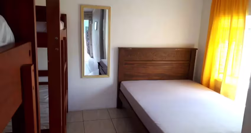 Flat para alugar no centro de meia praia (locação até out/25)