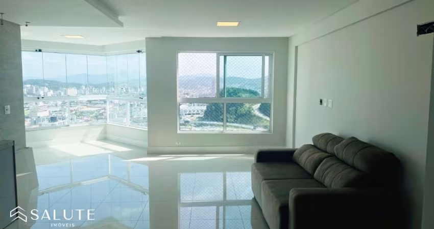 Apartamento com 3 quartos para alugar na Avenida 3ª Avenida, 46, Centro, Balneário Camboriú
