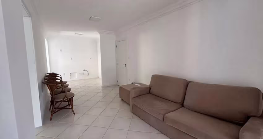 Apartamento com 2 quartos para alugar na Rua 2870, 222, Centro, Balneário Camboriú