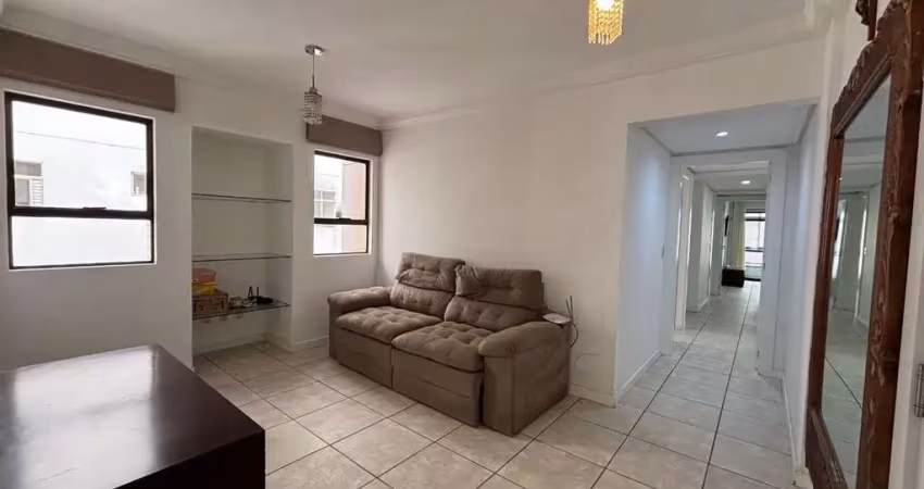 Apartamento com 3 quartos para alugar na Rua 2300, 297, Centro, Balneário Camboriú