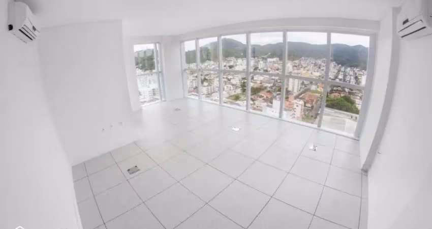 Sala comercial para alugar na Avenida do Estado Dalmo Vieira, 2425, Centro, Balneário Camboriú