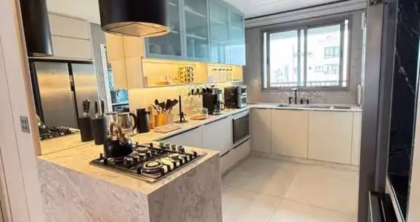 Apartamento com 3 quartos para alugar na Rua 500, 250, Centro, Balneário Camboriú
