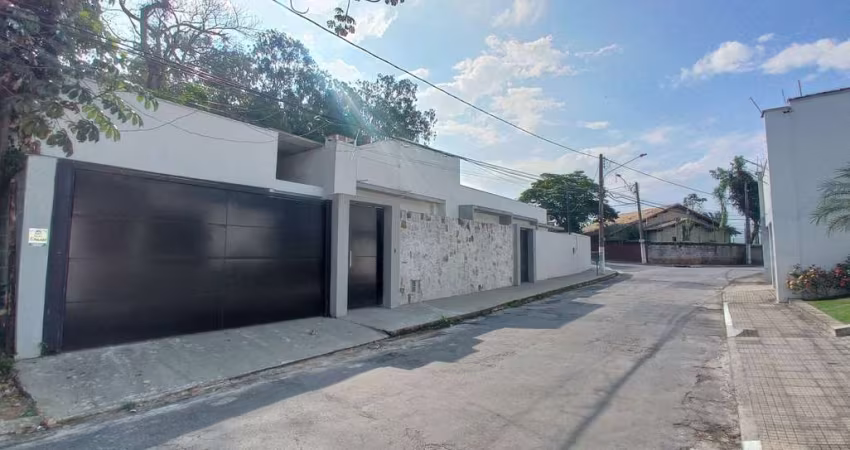Resende-RJ: Casa à Venda no Jardim Brasília com 4 Quartos, 1 Suíte e 2 Vagas de Garagem - Imperdível!