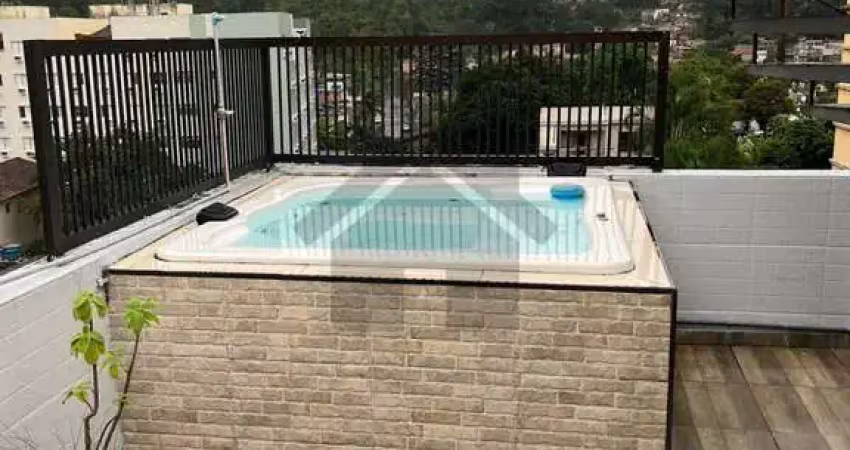 Cobertura na praia da enseada no guarujá | piscina e churrasqueira