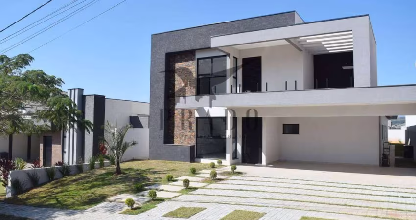 CASA EM CONDOMINIO 04 SUÍTES - COND FIGUEIRA GARDEN - ATIBAIA/SP