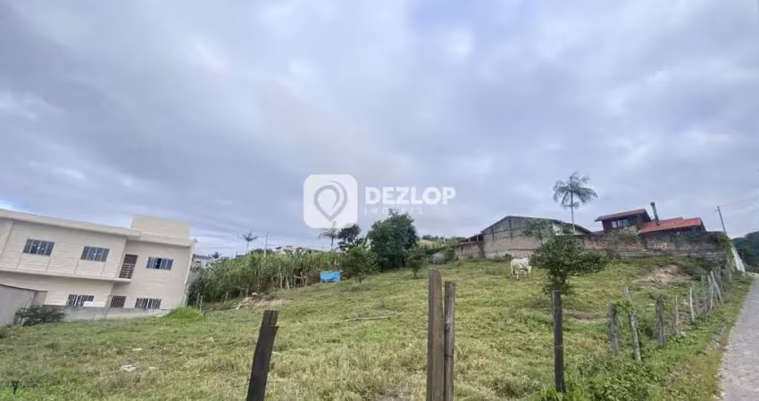 Terreno à venda na Servidão Paulo Goulart, 001, Fundos, Biguaçu