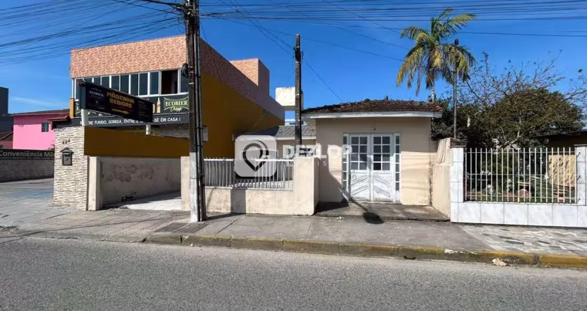 Casa com 3 quartos à venda na Rua José Francisco Sodré, 412, Praia João Rosa, Biguaçu