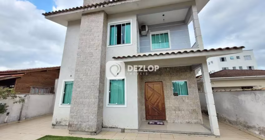 Casa com 4 quartos à venda na Rua Doutor Pedrinho, 136, Bela Vista, Palhoça